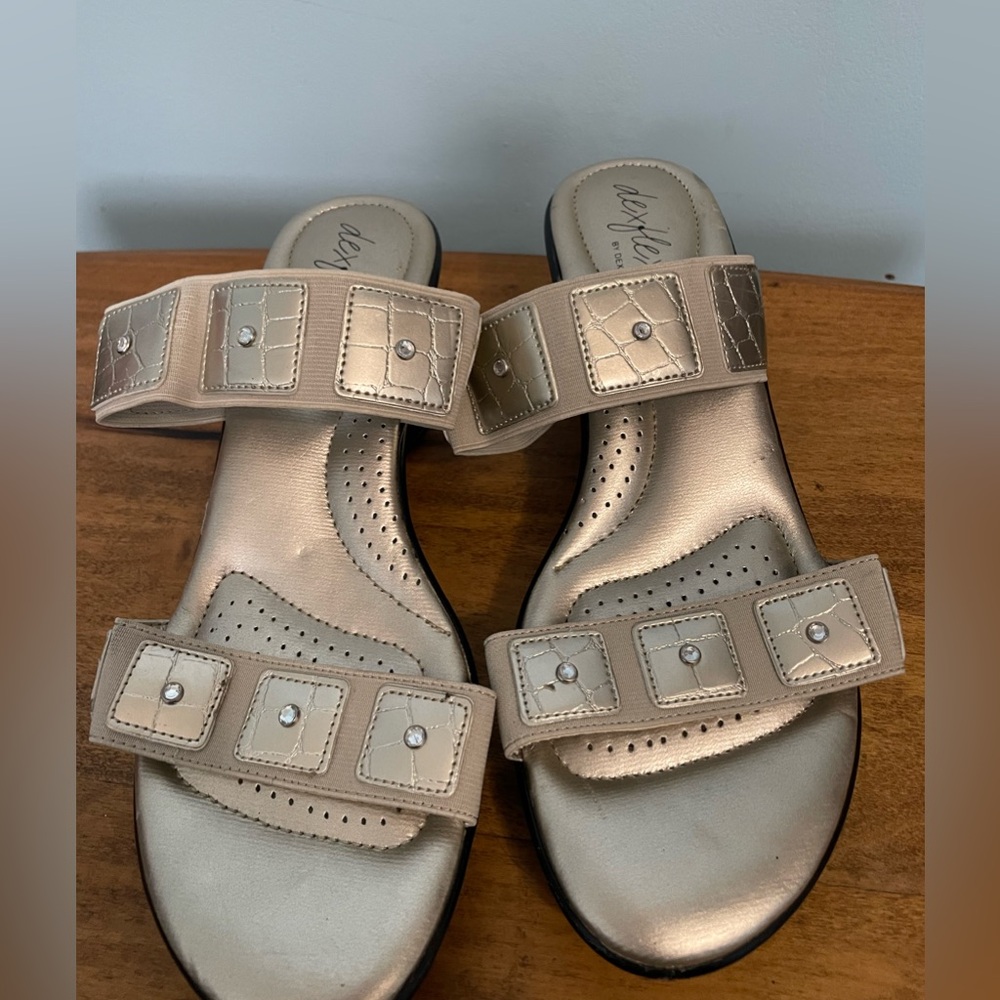 Dexflex by Dexter Stretch Strap Sandals Size 10